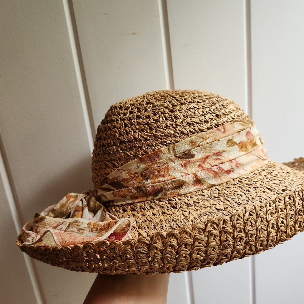 Vintage Woven Hat With Floral Ribbon